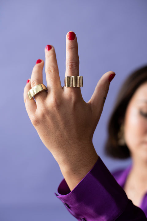 Wave Signet Ring